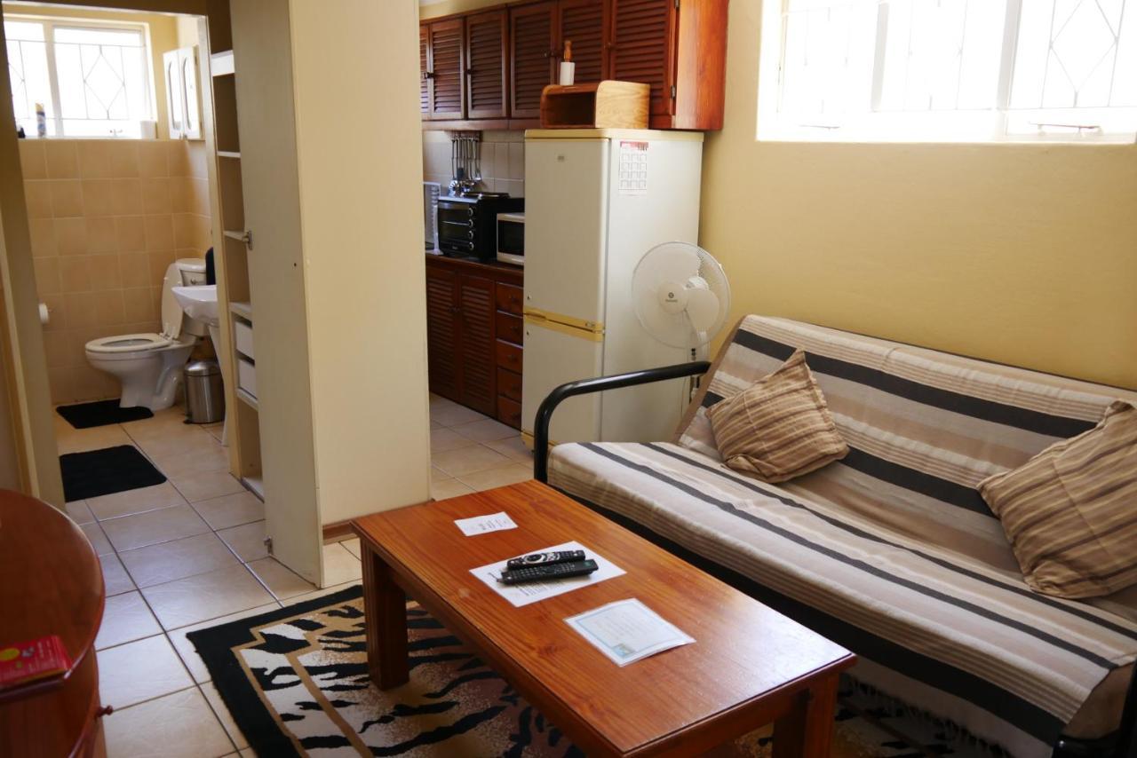 Margaret'S Place Johannesburg Dış mekan fotoğraf